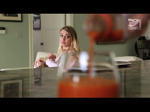 ❤️ ʻO ke kaikamahine wela me ka uʻi nui a me ka puʻu paʻa loaʻa ka moa mai ka loser, akā paʻakikī loa ☑ Porn video ma porn haw.pornolemon.ru ❤